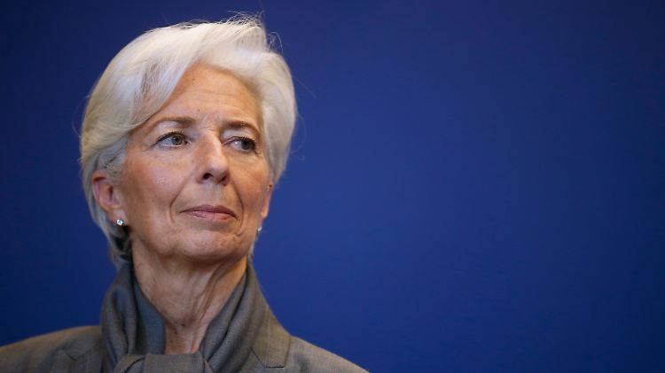 IWF-Chefin Lagarde versichert, dass Athen nicht aus taktischen gründen Richtung Pleite geschoben werden soll.