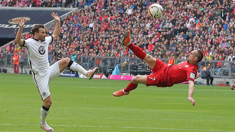 Wei einst der "Schapapapa": Franck Ribéry und sein Tor gegen Frankfurt.