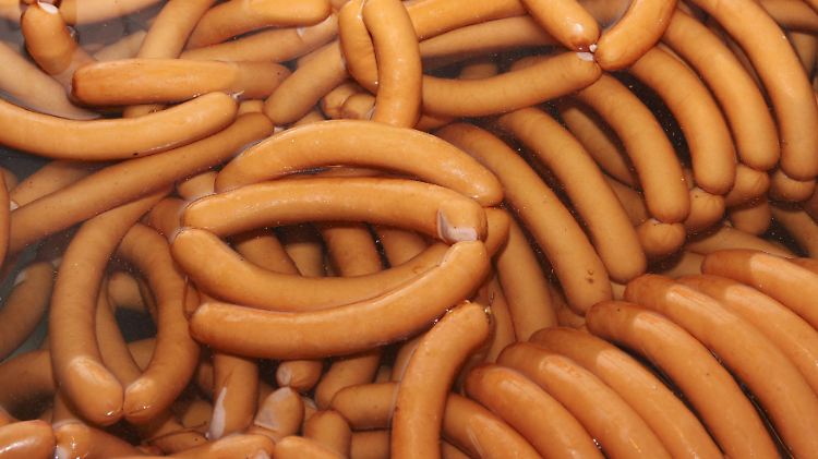 Betroffene Würste sollen gegen Erstattung des Kaufpreises zurückgegeben werden.    