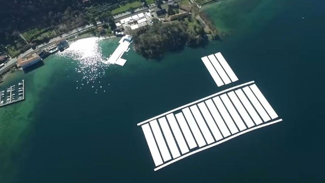 christo1.JPG