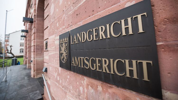 Das Gebäude des Land- und Amtsgerichtes. Hier sollte sich der ehemalige Wachmann wegen Beihilfe zum Mord verantworten.