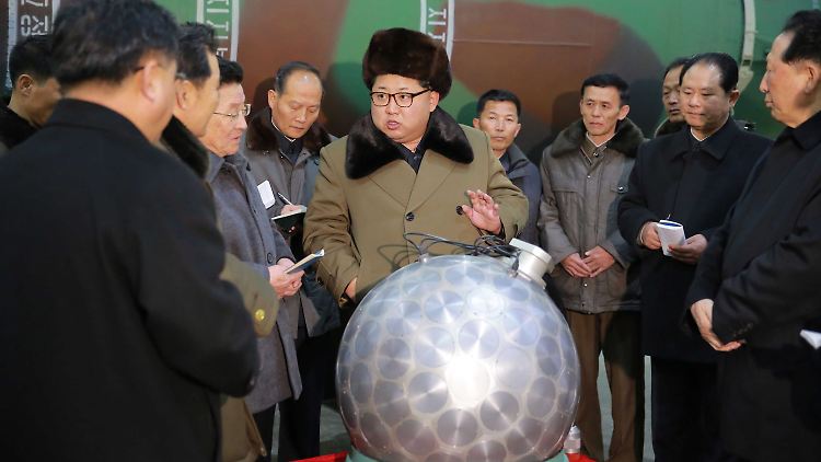 Kim Jong Un ist immer wieder interessiert an neuer Technik, die den technologischen Fortschritt seines Landes belegen soll.