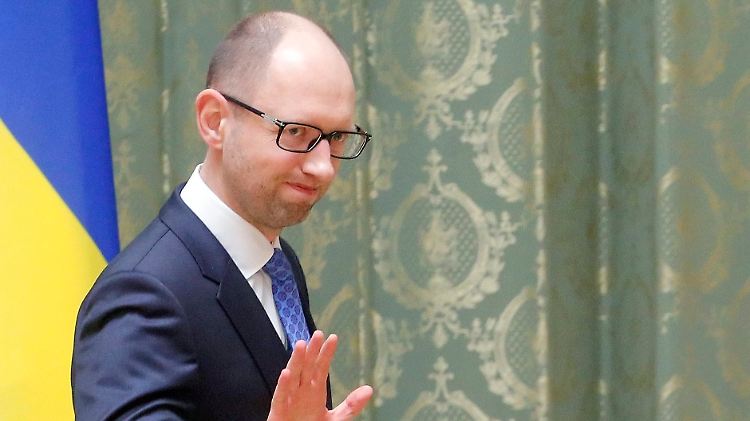 Bandit und Mörder? Jazenjuk weist alle Vorwürfe als absurd zurück.