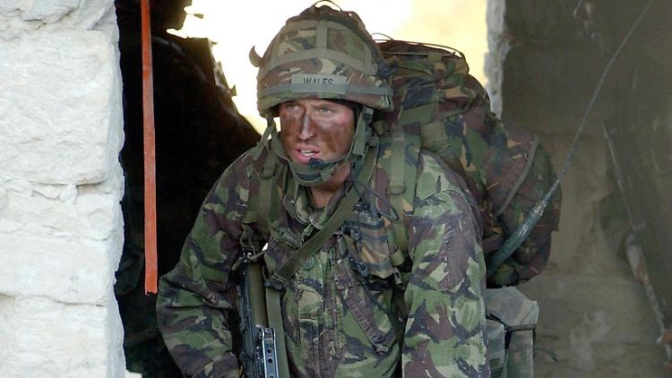 Will in den Krieg: Prinz William (bei einer Militärübung auf Zypern 2006).