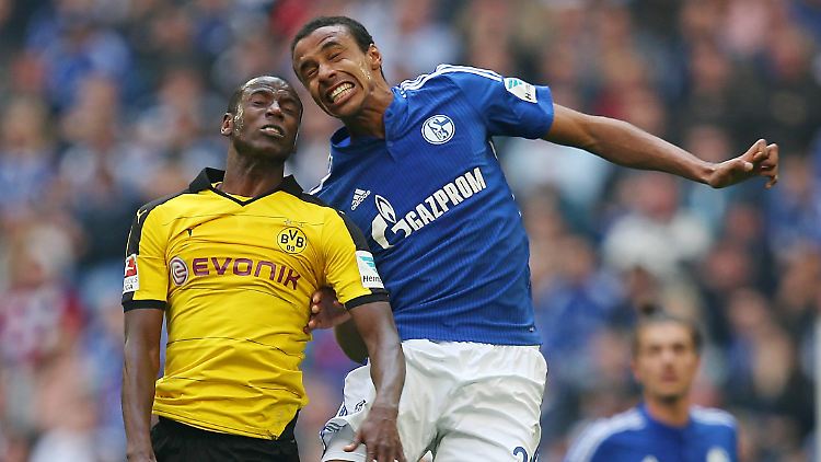 Am Ende dann unentschieden: Dortmunds Adrian Ramos gegen den Schalker Joel Matip.