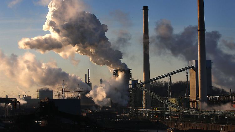 Schwerindustrie in Schwierigkeiten: Deutschlands größtes Stahlwerk steht in Duisburg.