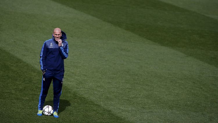 Real Madrid fürchtet einen blamablen Königsklassen-K.o. gegen den VfL Wolfsburg, Zinedine Zidane fürchtet