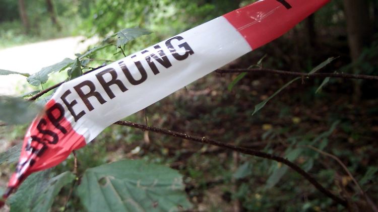 An einem verwilderten Wanderweg entdeckte das Ehepaar die skelettierte Leiche und den Rollator. 