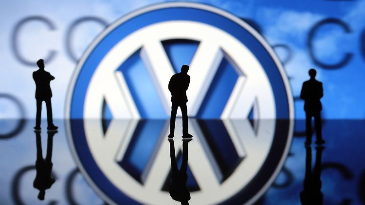 Vertraglich geregelte Gehaltsbestandteile: Für Außenstehende und auch für viele Mitarbeiter am Band sind die Millionenvergütungen schwer nachvollziehbar.