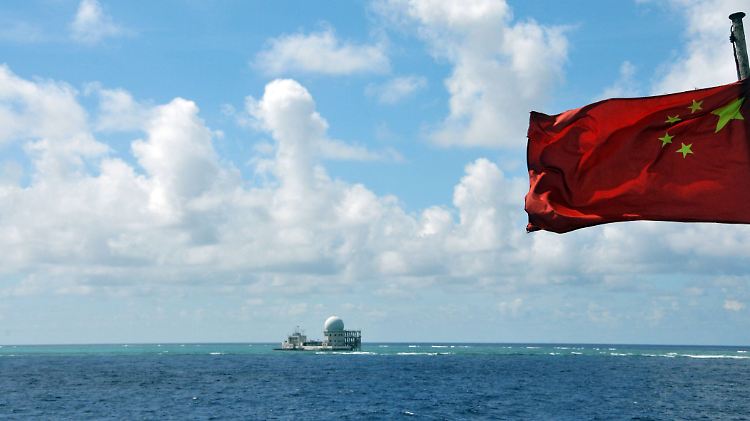 Chinesische Radarstation auf dem Subi-Riff: Zu den umstrittenen Inselgruppen zählt auch das Spratly-Archipel.