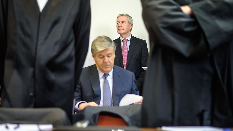 Sind sich ihres Freispruchs nahezu sicher: Ex-Deutsche-Bank-Chef Josef Ackermann und sein Nachfolger Jürgen Fitschen. 