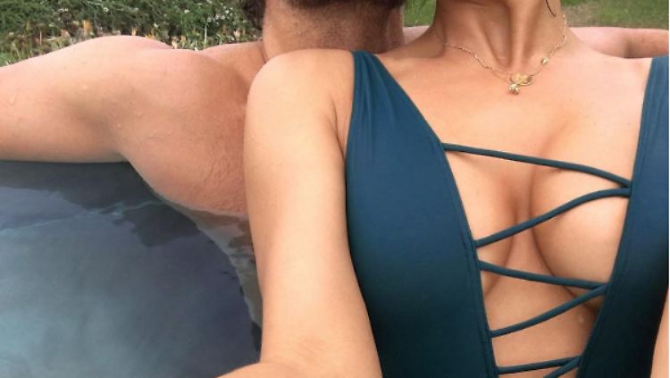 Auch ohne die Gesichter steht fest: Bei dem Paar kann es sich nur um Irina Shayk und Bradley Cooper handeln.