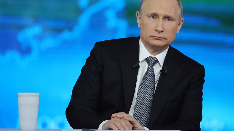 Putin sendet klare Worte in Richtung Ankara. Die Türkei sei gut, die Regierung schlecht.