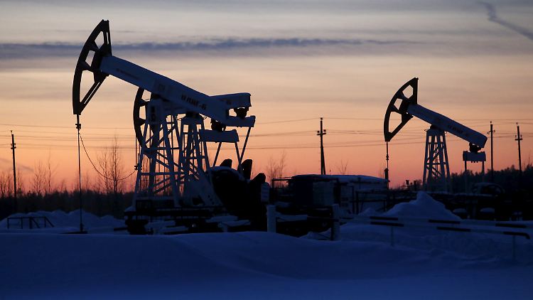 Der russische Staat erzielt einen Großteil seiner Einnahmen aus den Öl-Exporten.