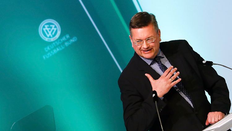 Reinhard Grindel schwört den DFB auf tiefgreifende Strukturreformen ein.