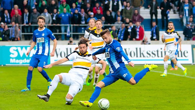 In Magdeburg macht Dynamo Dresden die Rückkehr in Liga zwei perfekt.