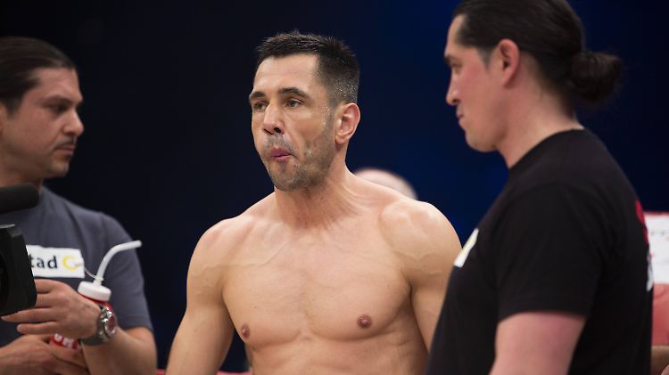 Felix Sturm beim legendären Kampf gegen Fjodor Tschudinow