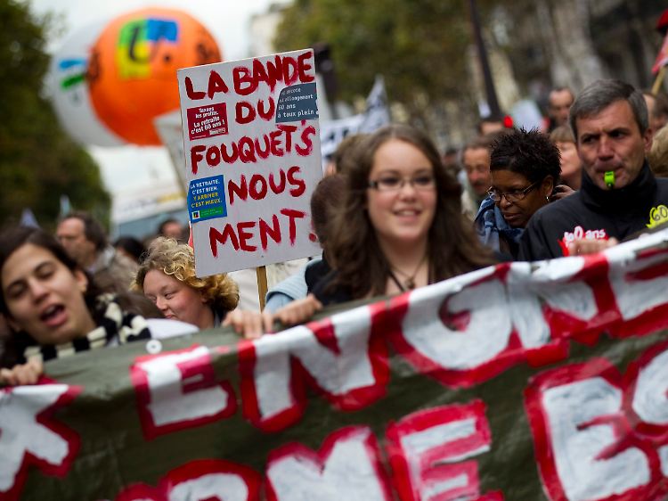 Mehr als nur Protest gegen die Rentenreform: Vor allem Jugendliche gehen derzeit auf die Straße.