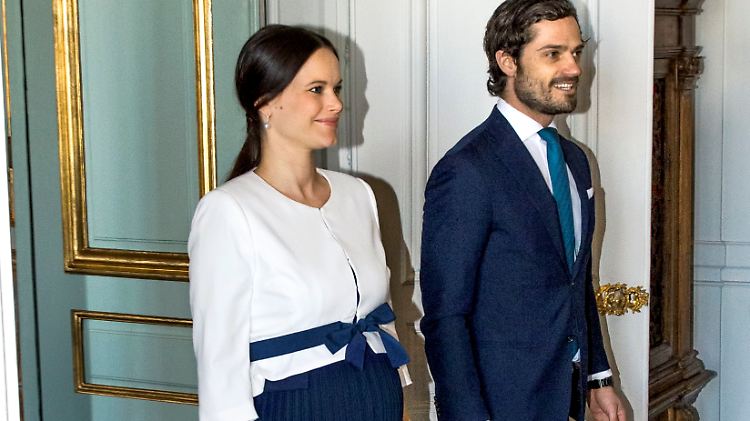 Prinzessin Sofia und Prinz Carl Philip sind fast ein Jahr nach der Hochzeit zum ersten Mal Eltern geworden.