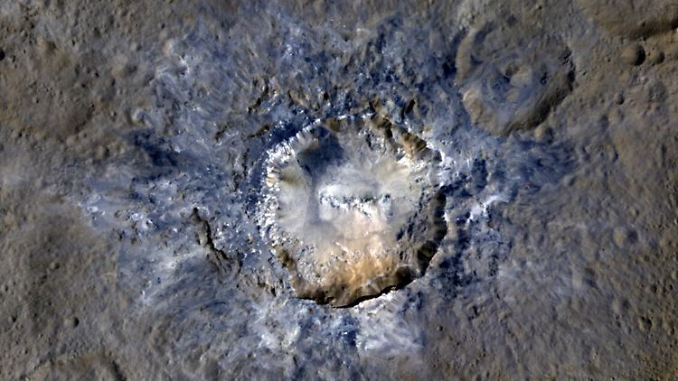 Der Haulani-Krater erstreckt sich über 34 Kilometer.