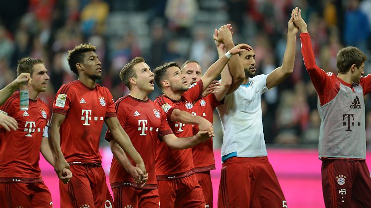 Feiern den Einzug ins Finale: Bayern-Spieler