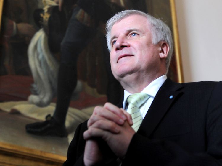 Seehofer tut seine Meinung gern kund.