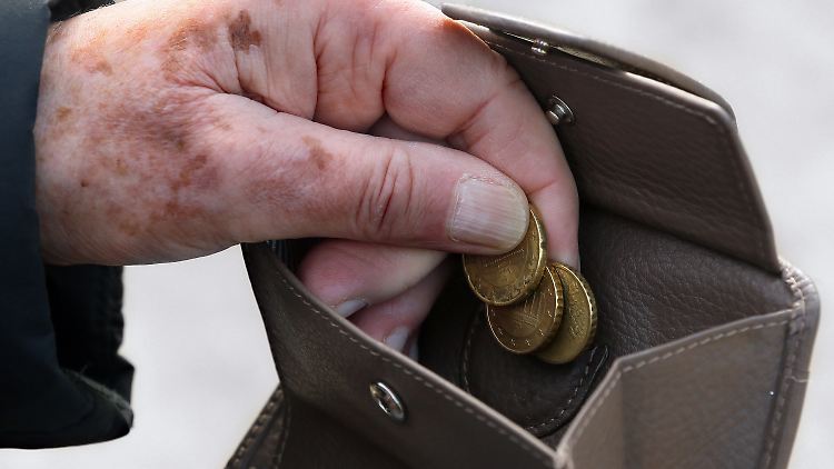 Bei vielen Senioren reicht das Geld oft kaum.