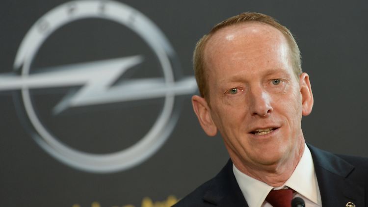 Opel-Chef Neumann gratulierte seinen Mitarbeitern anlässlich des guten Ergebnisses. 