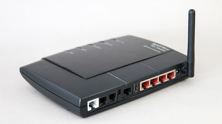 Vielleicht kann die alte Fritzbox 7170 noch jemand brauchen. Vor der Weitergabe sollte man sie aber unbedingt zurücksetzen.