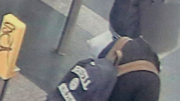 Das Foto zeigt die beiden verdächtigen 16-Jährigen, die bereits in Gewahrsam sitzen.