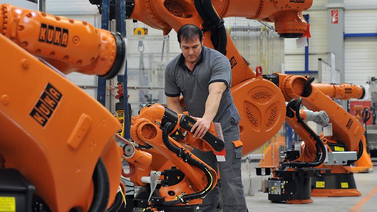 Produktion bei Kuka in Augsburg.