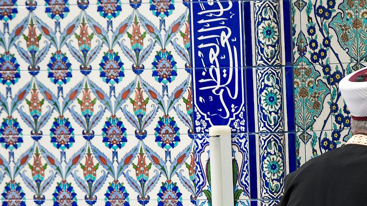 Gebet in der Ditib-Moschee in Stuttgart.