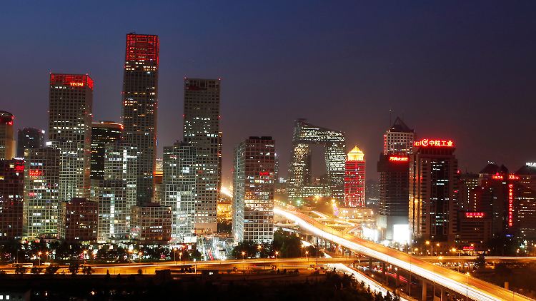 Die Skyline von Peking: Ab 2017 soll die Metropole Kern einer Megalopolis von 130 Millionen Einwohnern werden.