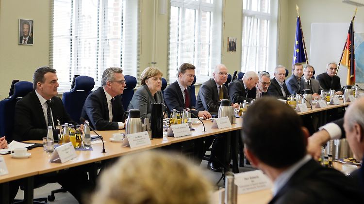 Die Mitarbeiter der Sicherheitsbehörden tragen große Verantwortung.