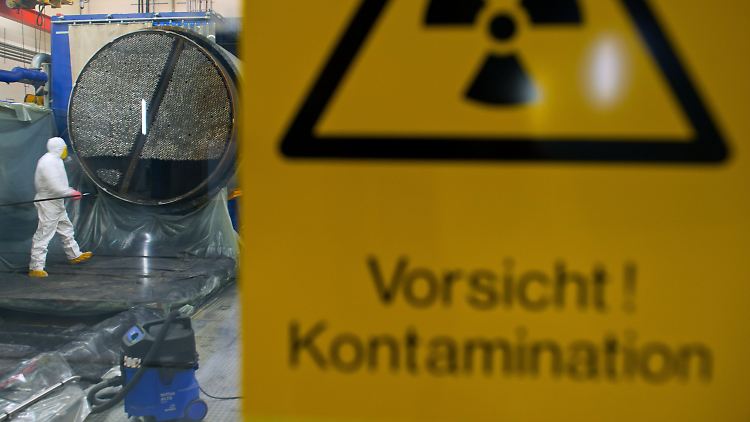 Die Endlagerung von Atommüll wird erst ab 2050 ein Thema - das Geld der AKW-Betreiber soll bis dahin zinsbringend angelegt werden können.