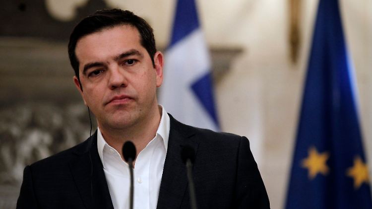 Die EU will Griechenlands Ministerpräsident Alexis Tsipras automatische Haushaltskürzungen verordnen.
