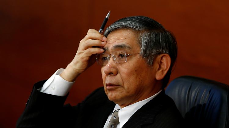 Will für Inflation sorgen: Haruhiko Kuroda, Chef von Japans Notenbank.