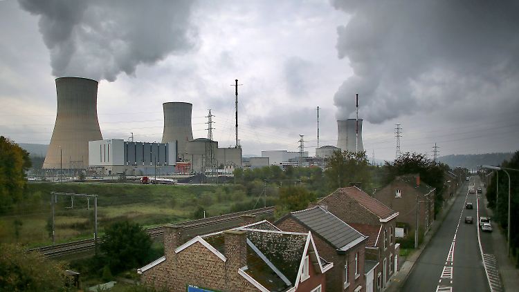 Das belgische Kernkraftwerk Tihange ist für Pannen bekannt und liegt nur 70 Kilometer von Aachen entfernt.