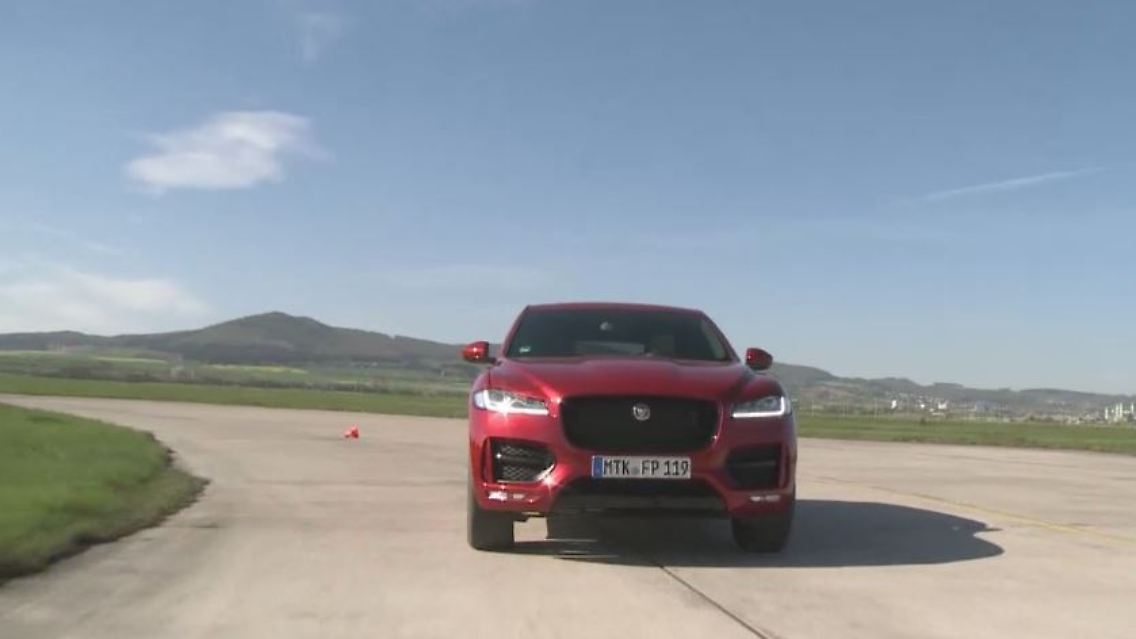 f-pace.JPG