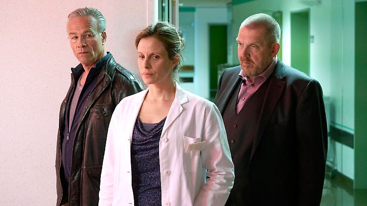 Die Kommissare und die Ärztin - was verschweigt sie?