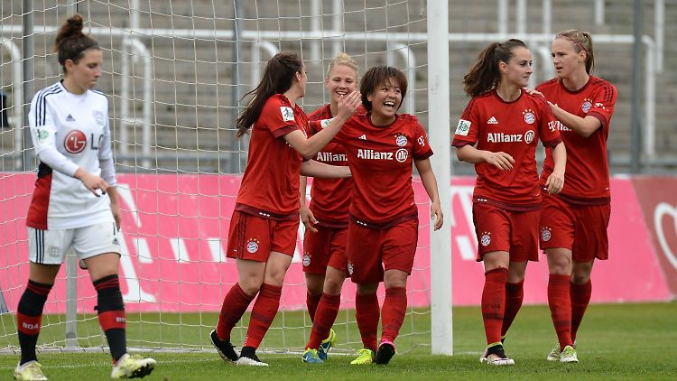 Während die Bayern-Herren sich noch gedulden müssen, haben die Bayern-Frauen die Titelverteidigung bereits sicher.