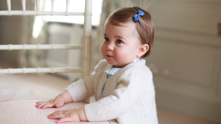 Die neuen Schnappschüsse der kleinen Prinzessin von England verzaubern alle.