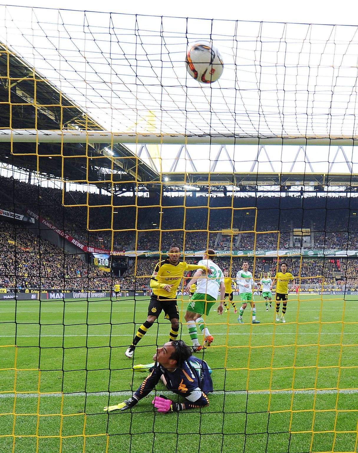 Borussia Dortmund - VfL Wolfsburg 5:1 (2:0)