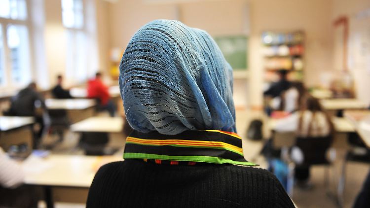 Kauder: Sie müssen lernen, unsere Regeln einzuhalten.