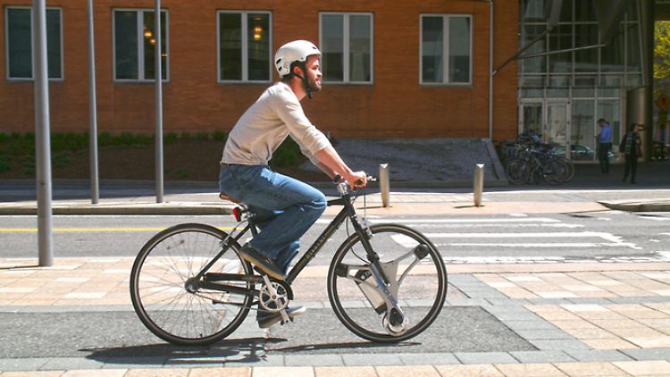 Macht jedes Rad zum E-Bike: das Geo Orbital Wheel. 