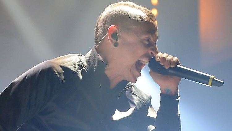 Heizte dem Publikum ordentlich ein: Sänger Chester Bennington.