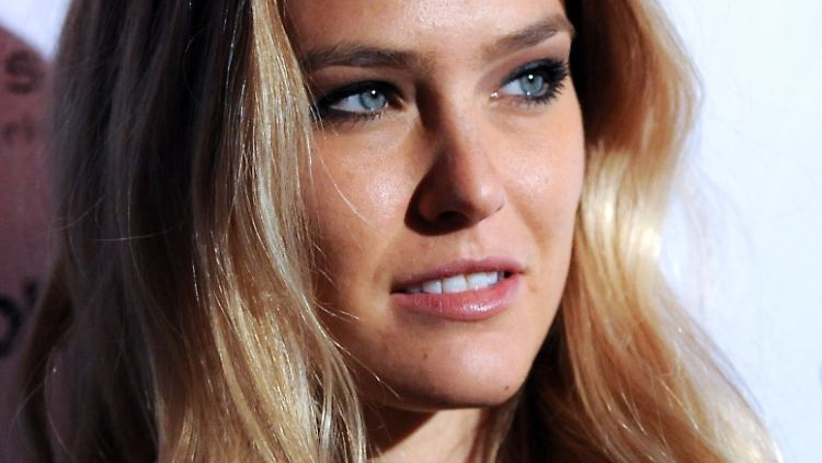 Schon vor zwei Jahren wurde ein Werbespot für die Bikinimarke Hoodies von der zuständigen Behörde verboten.