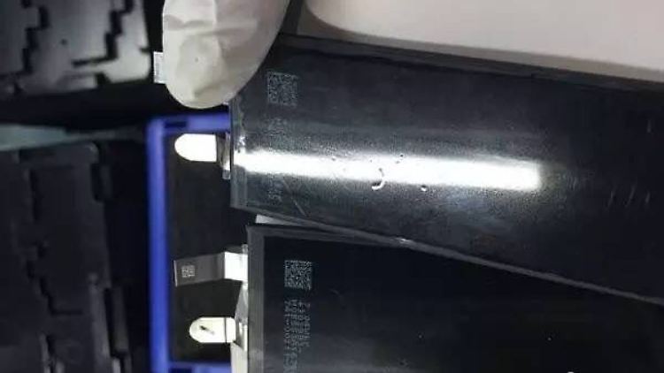 Sind das die Akkus der iPhone-7-Modelle?