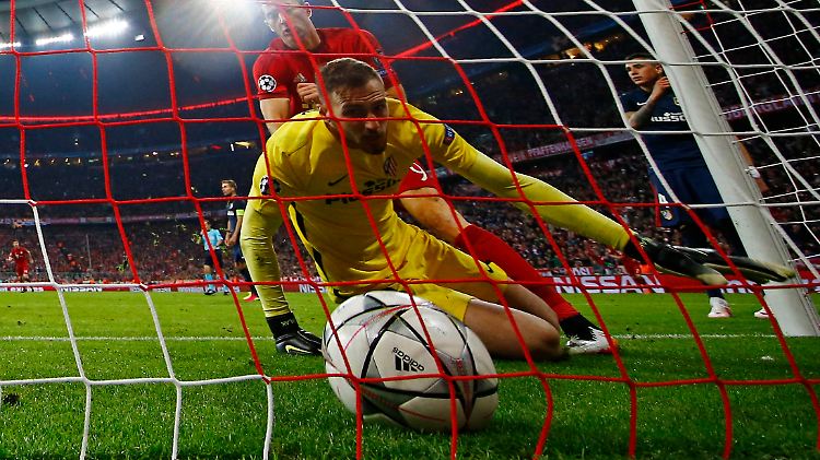 Atléticos Oblak muss zwar zweimal hinter sich greifen. Am Ende steht er mit seinem Team aber im CL-Finale.