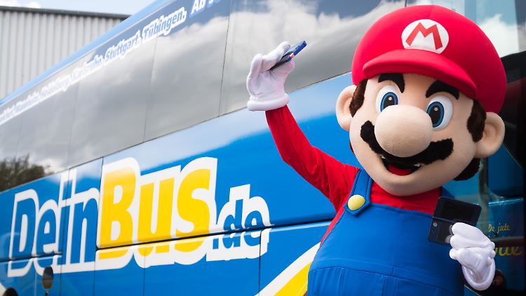 Reisende von "DeinBus.de" können bald während der Fahrtzeit Nintendo daddeln.